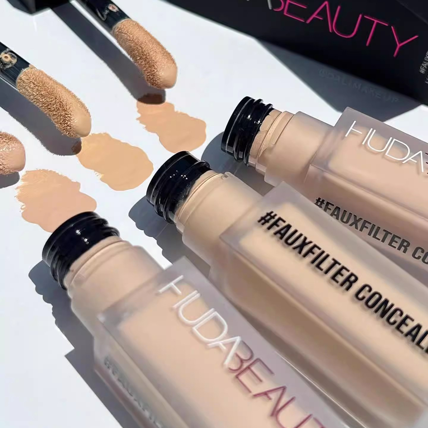 Beauty Makeup Filter - Huda Beauty Filtro finto Correttore occhi