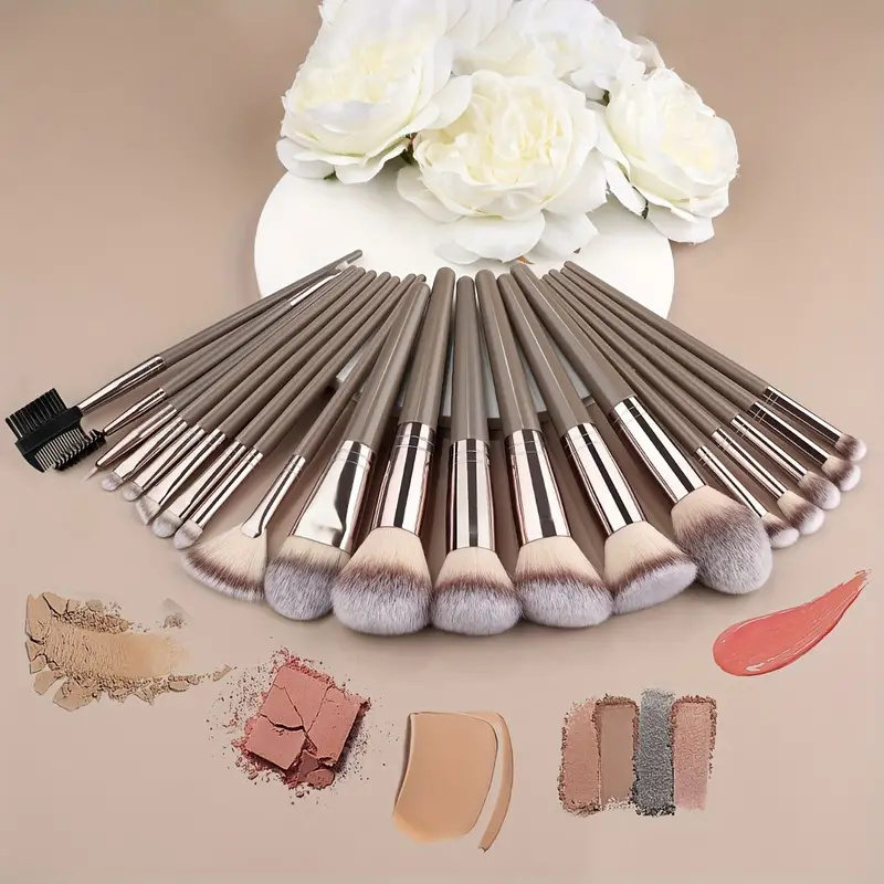 Set di 10-20 Pennelli per Truc - Huda Beauty Makeup Brush Set recensione e prezzo