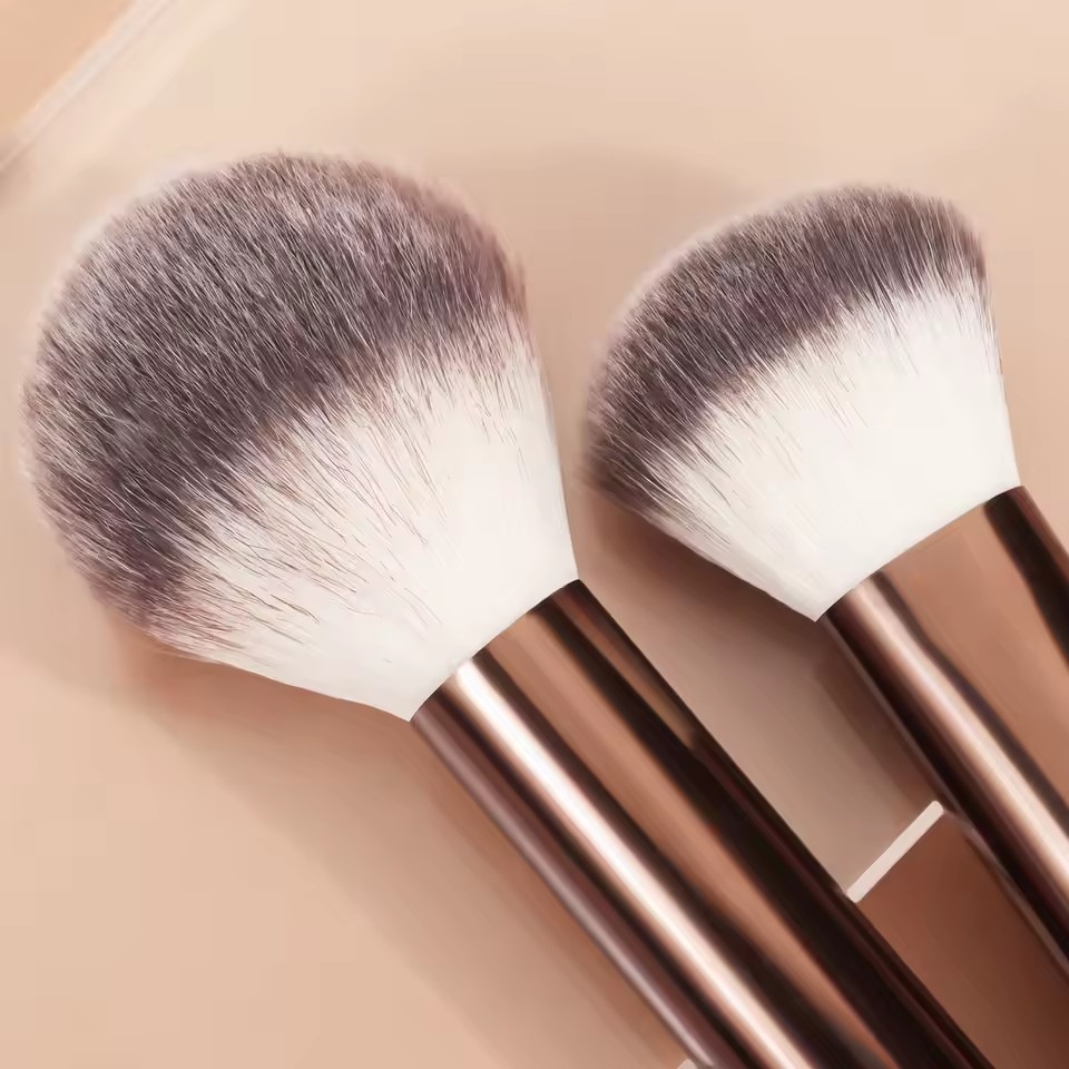 Set di 13 Pennelli per Trucco: - Huda Beauty Makeup Brush Set recensione e prezzo