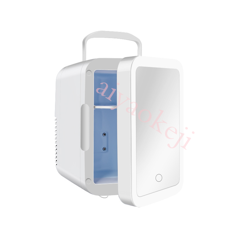 Mini frigorifero cosmetico da  - Beauty Makeup Fridge recensione e prezzo