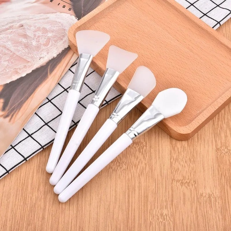Set di 1/4 Pennelli in Silicon - Huda Beauty Makeup Brush Set recensione e prezzo